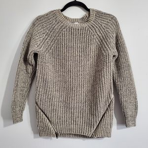Kismet Gray Knit Sweater Size L